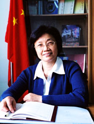 十八大代表王迎军：高校应多培养拔尖创新型人才